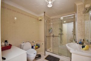 BATHROOM- click for photo gallery